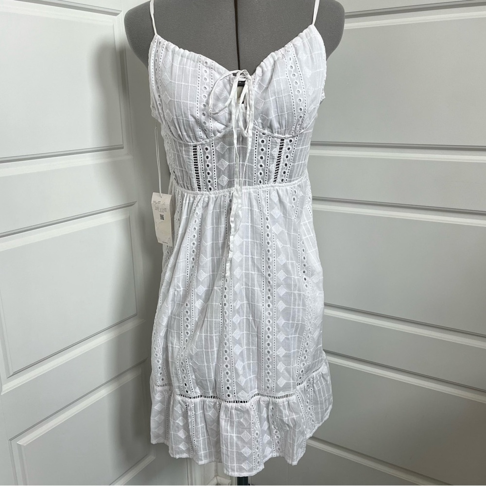 Maaji Kamala Dress White Eyelet Size Small - Picture 4 of 7